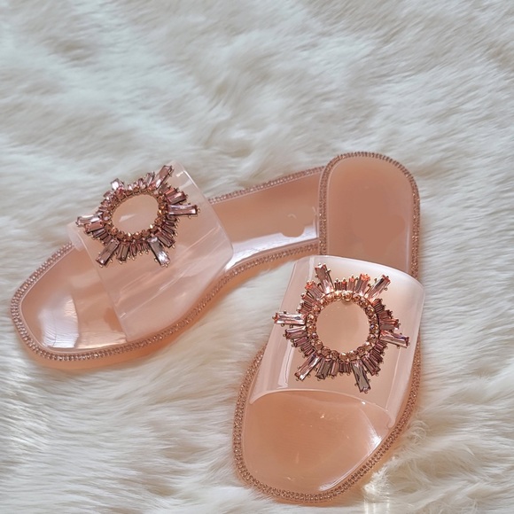 Last one SZ6 Nude Rhinestone Jelly’s - Picture 2 of 4